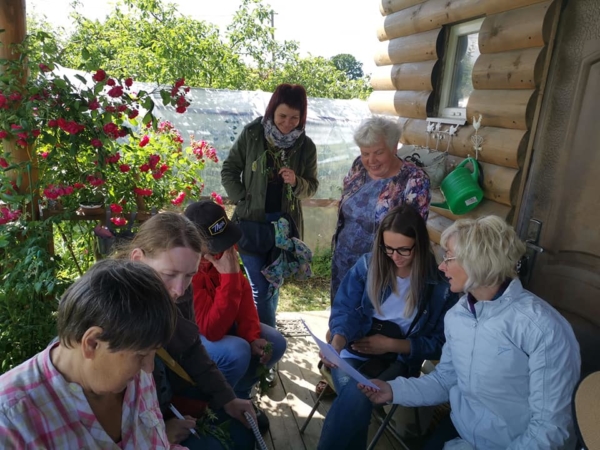 Viesos pie savvaļas augu zinātājiem Saldus pusē