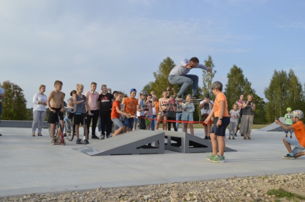Skrituļošanas laukuma izbūve Augšlīgatnē